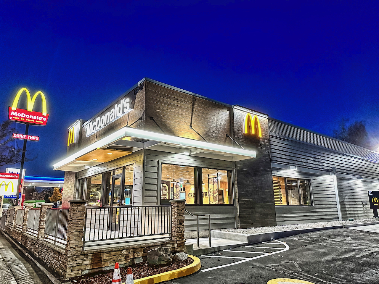 Remodeled Junction McDonald's will reopen Dec. 12 Westside Seattle